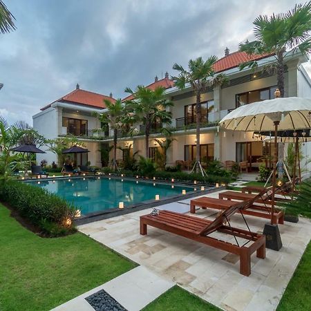 Hotel Puri Uma Ratu By Rpm Seminyak Exterior foto
