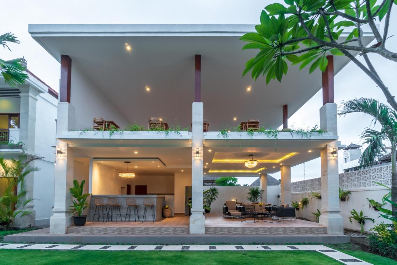Hotel Puri Uma Ratu By Rpm Seminyak Exterior foto