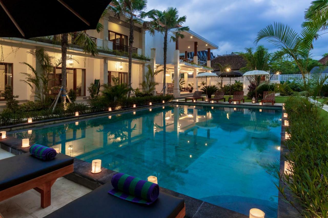 Hotel Puri Uma Ratu By Rpm Seminyak Exterior foto